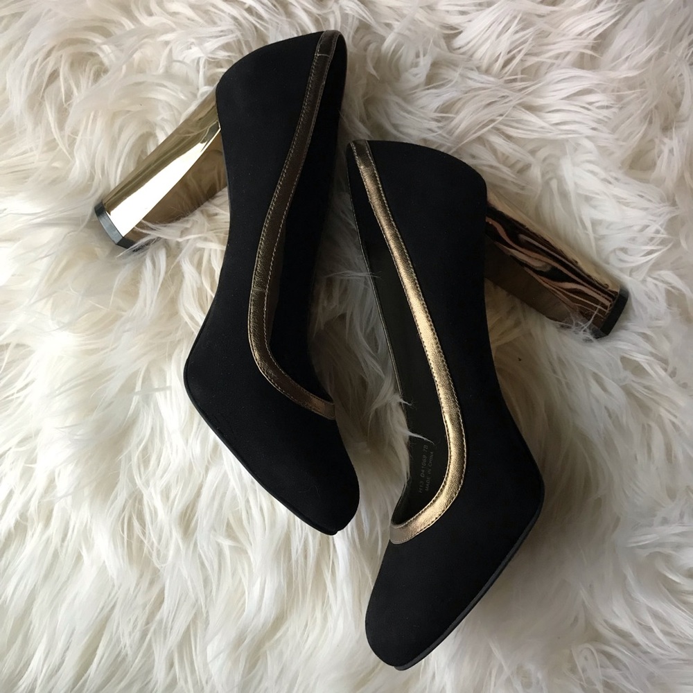 Black and Gold Cole Haan Heels size 7